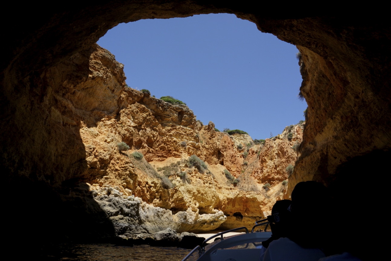 Benagil cave tour from Portimão