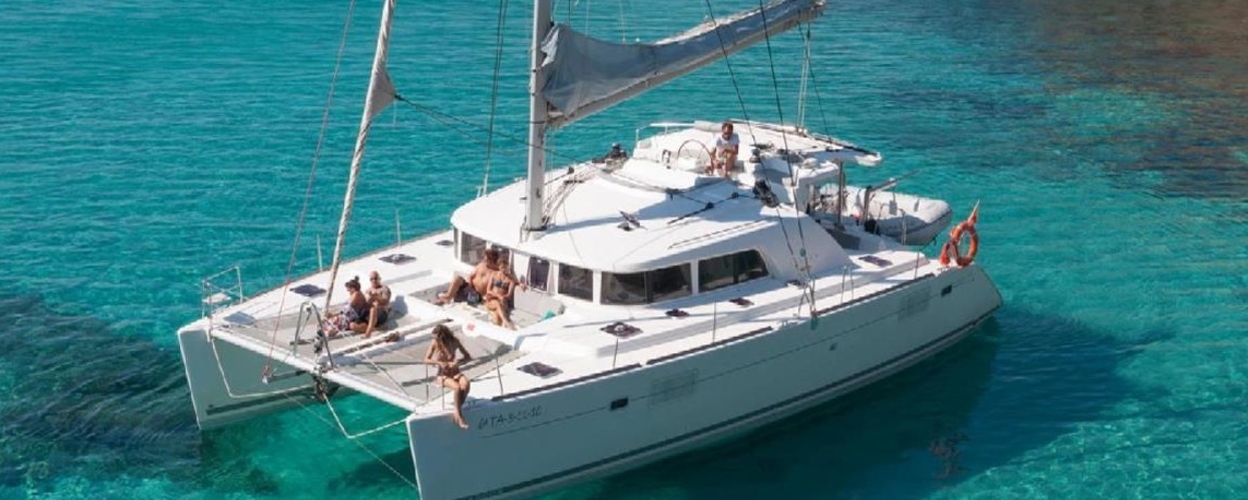 Private Half Day Tour on a Catamaran in Crete
