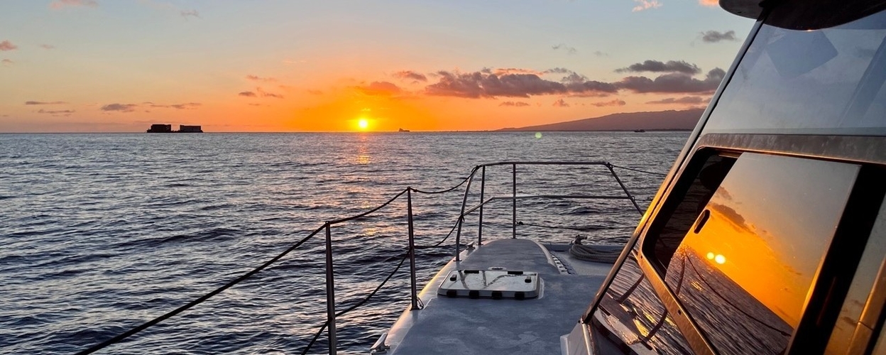 Private Sunset Catamaran Cruise in Waikiki