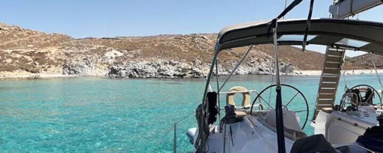 Yacht Cruise to Rhenia Island and Guided Tour of Delos