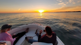 Private Sandbar and Sunset Cruise in Duck Key
