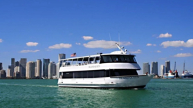 Celebrity Mansions Boat Tour in Miami