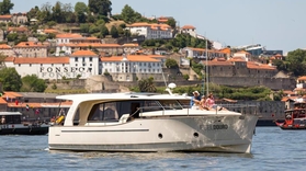Full day private boat tour in Porto Cover