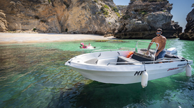 Private Sesimbra boat experience
