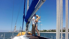 Romantic Lisbon boat tour for two Cover
