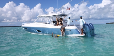 Private Boat Tour in Harbour Island