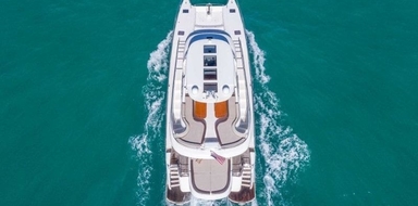 Power Catamaran Rental in Key Biscayne