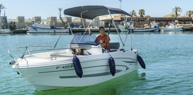 Boat Rental without license in Fuengirola