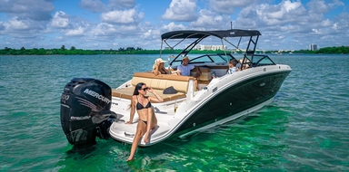 Private Comfort Boat Tour in Miami
