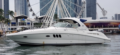Private Yacht Rental in Miami