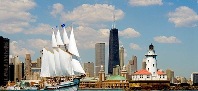 Educational Sailing Tour in Chicago