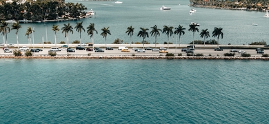 Luxury Yacht Rental in Key Biscayne