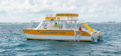 Boat Tour with Snorkeling in Turks and Caicos 