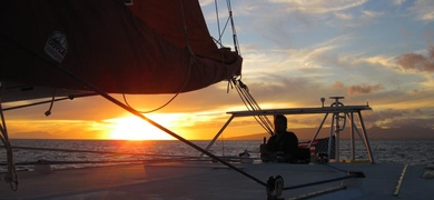 Sunset Sailing Tour in Waikoloa