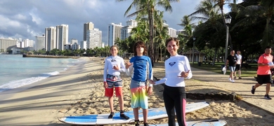 private surfing lesson in waikiki