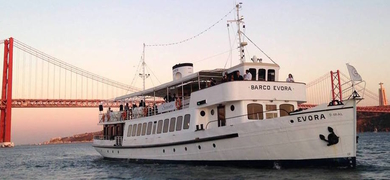 Cover for Sunset tour on a classic boat in Lisbon
