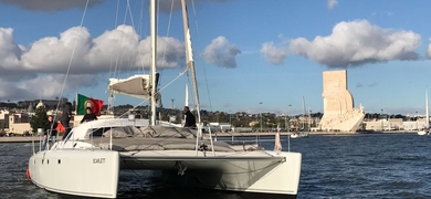 Private sailing catamaran in Lisbon