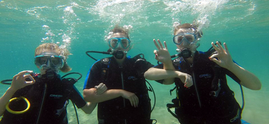 discover scuba diving in Athens Cover