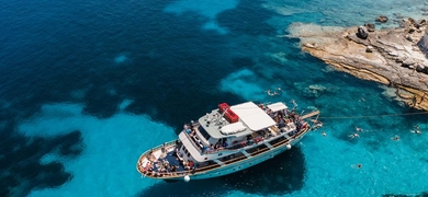 Full-day cruise to Paxos and Antipaxos from Lefkimmi