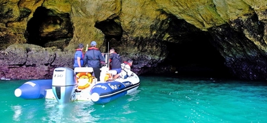 Boat tour to Benagil caves