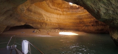 Private cruise from Vilamoura to Benagil cave
