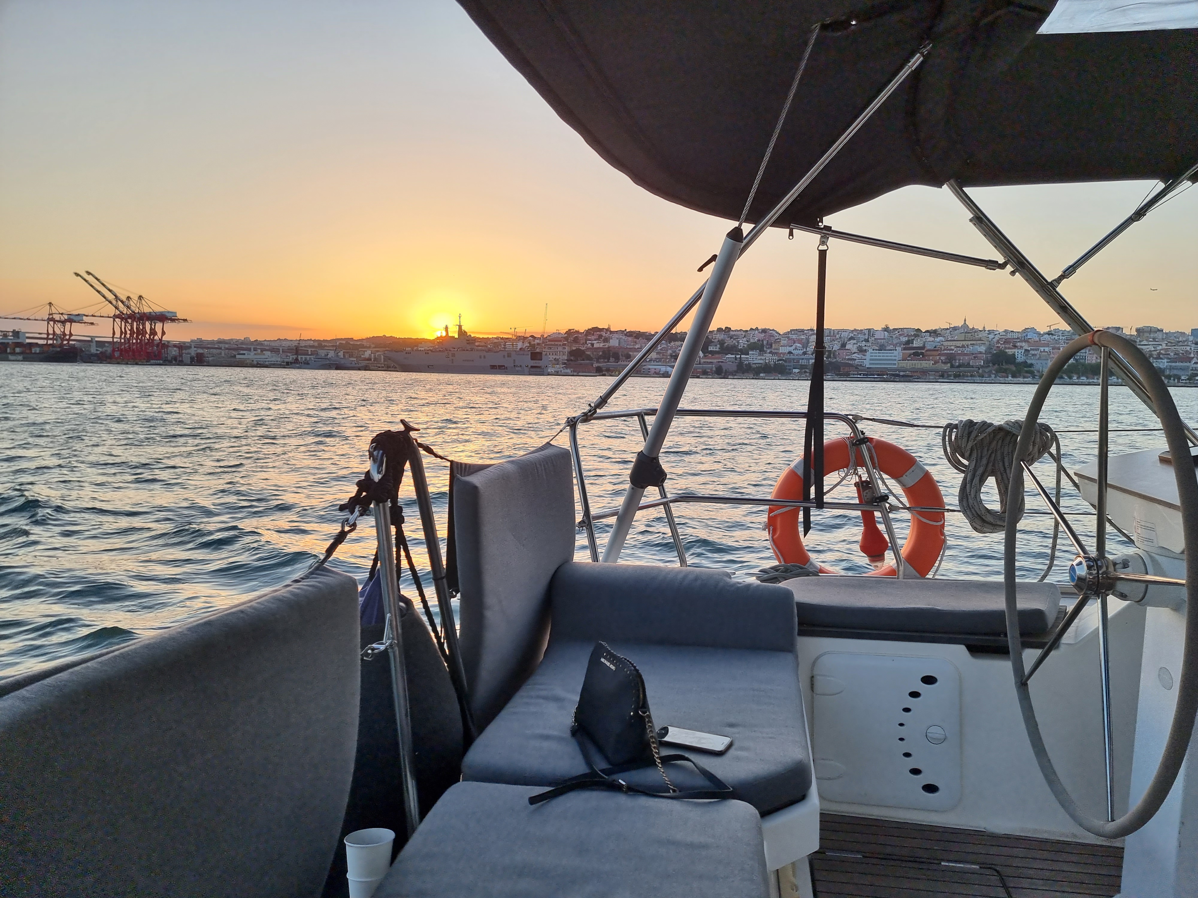 Private Boat Tour in Orly of Lisbon
