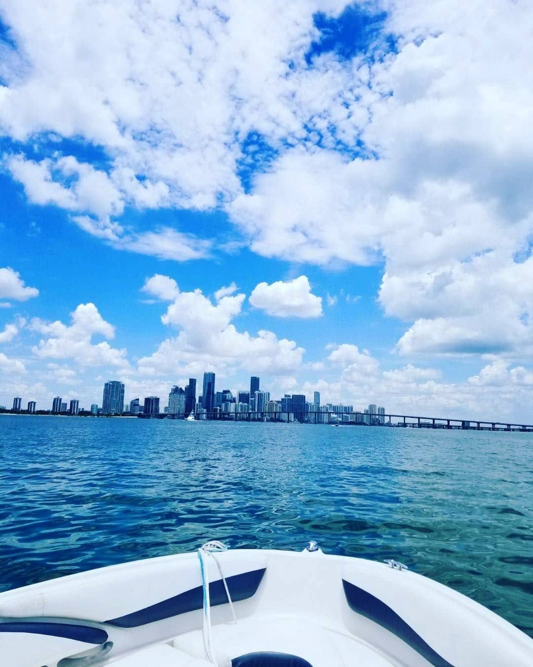 Private Mini Yacht in Miami