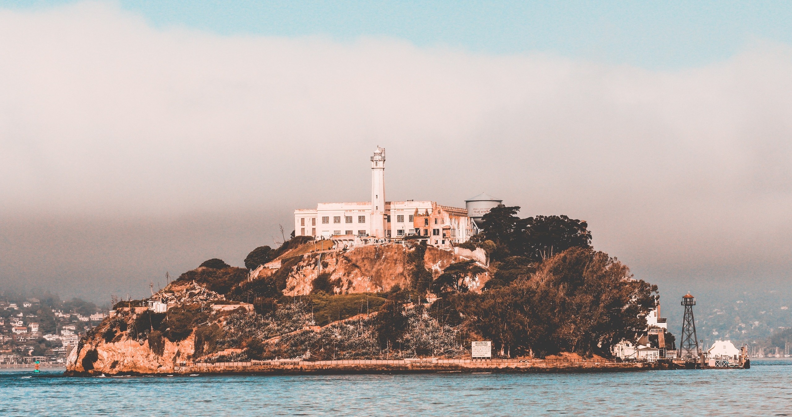 Ferry to Alcatraz and Golden Gate Bridge in San Francisco