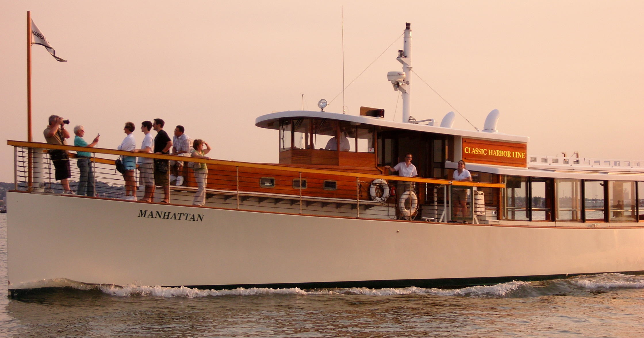 sunset yacht cruise new york
