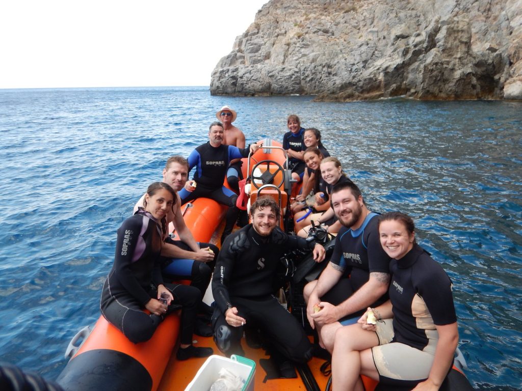 The dives will be done from our boat to reach the best spots!