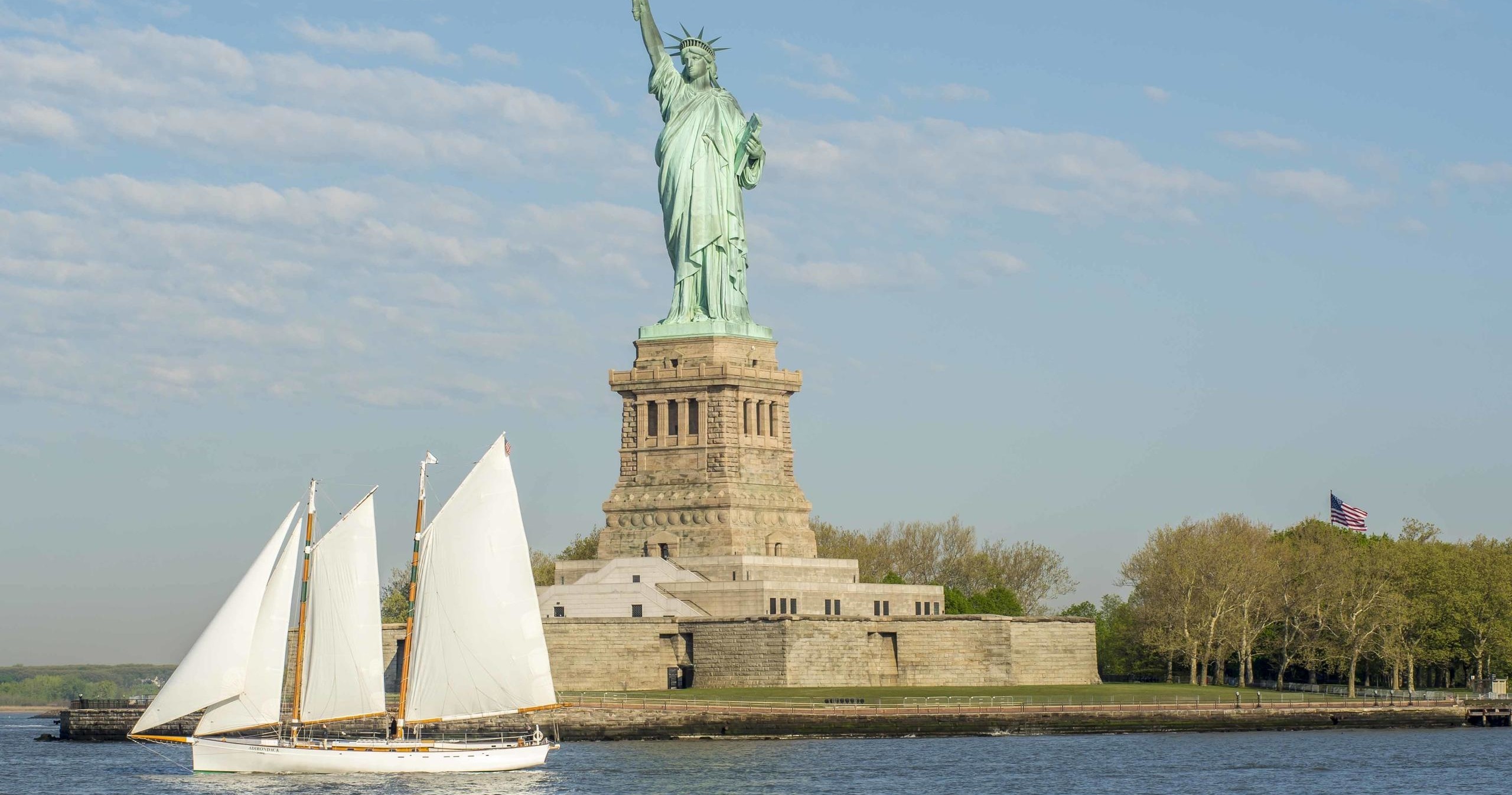 Boat Tour to the Statue of Liberty