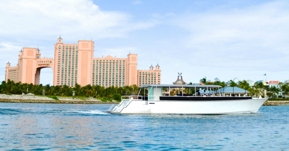 Catamaran Tour in Nassau