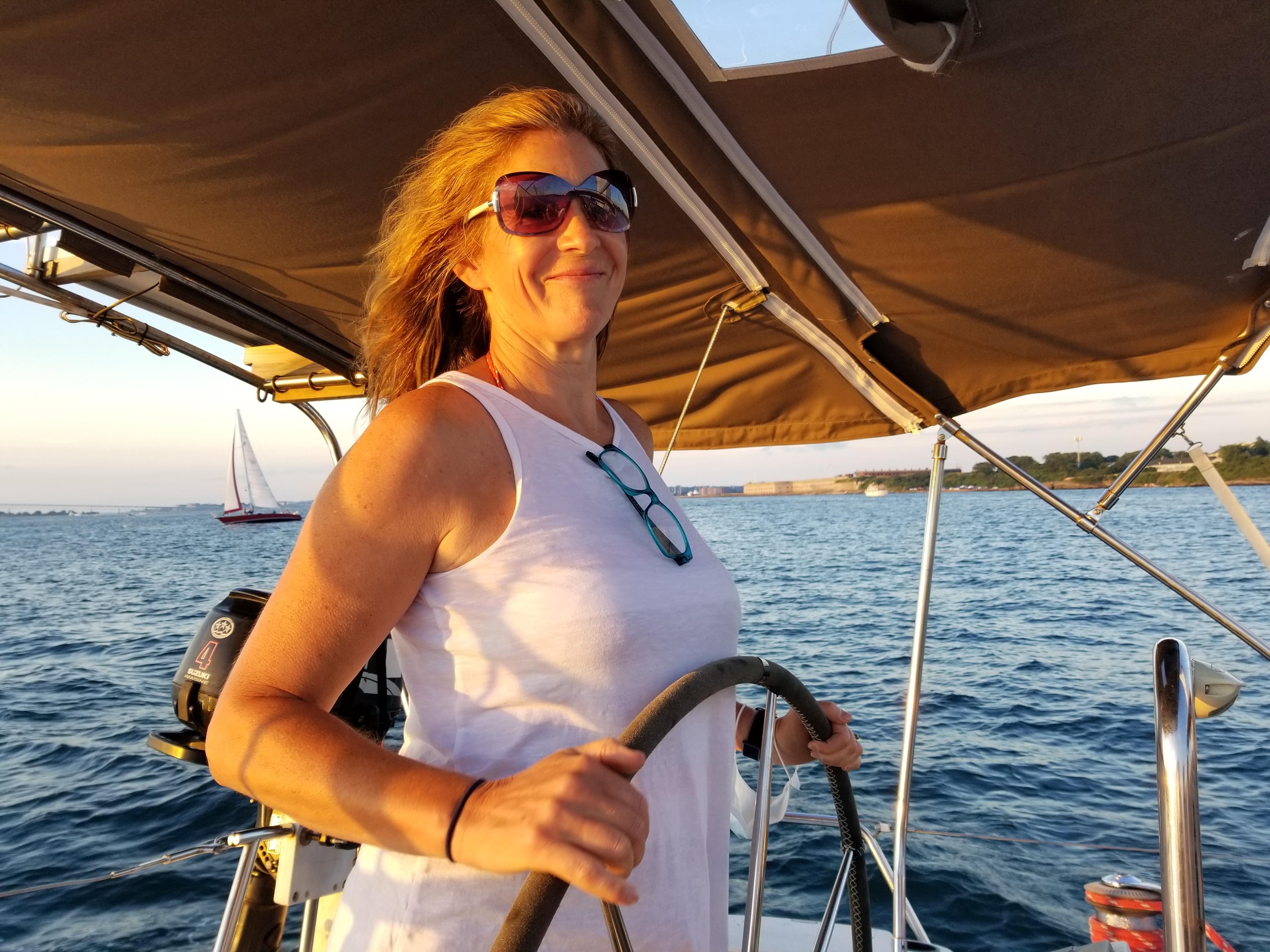 Private Sunset Sailing Tour in Newport