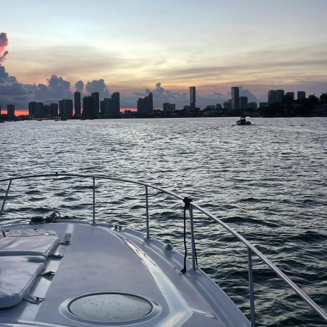 Rent a Boat in Miami