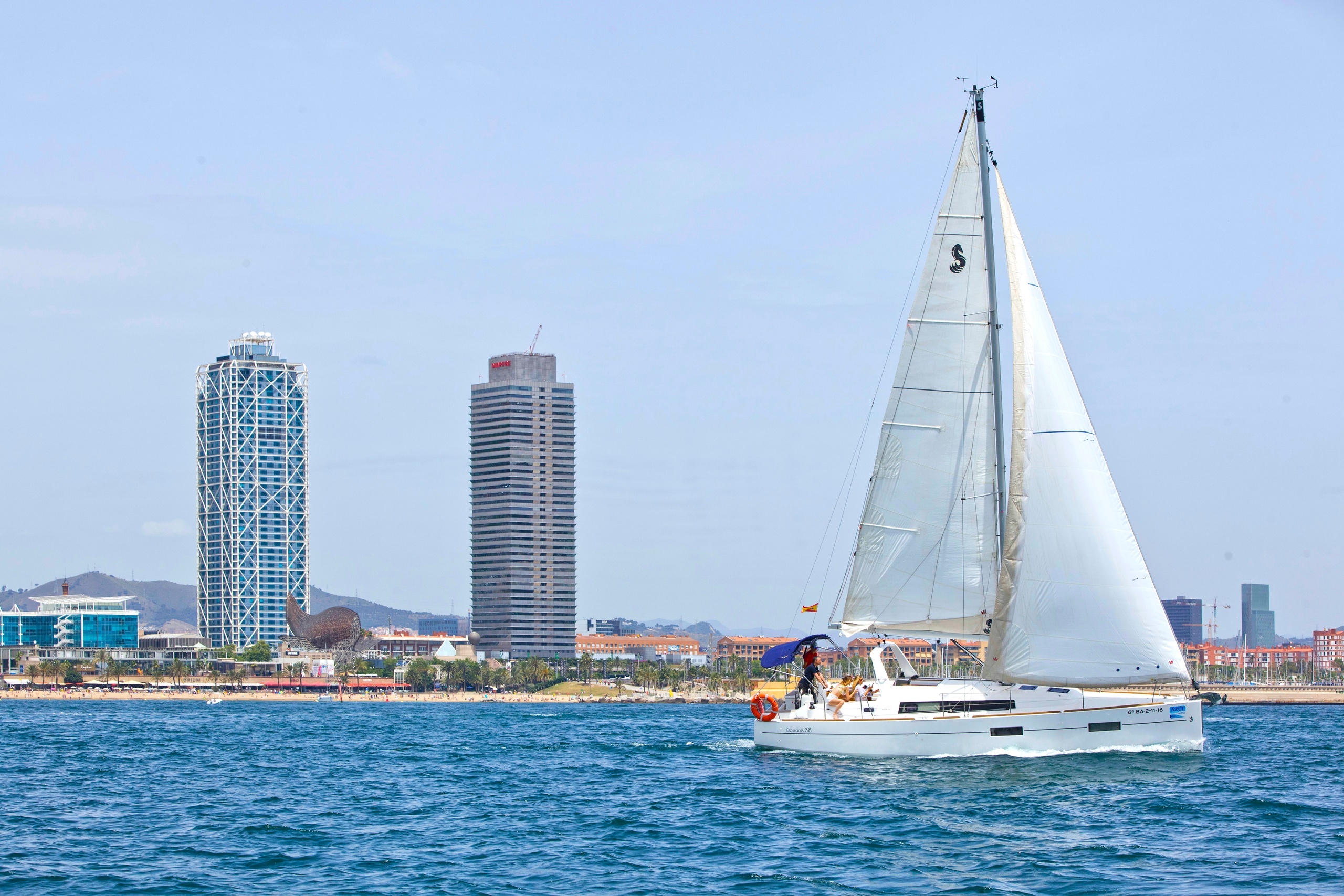 2-hour Sailing in Barcelona