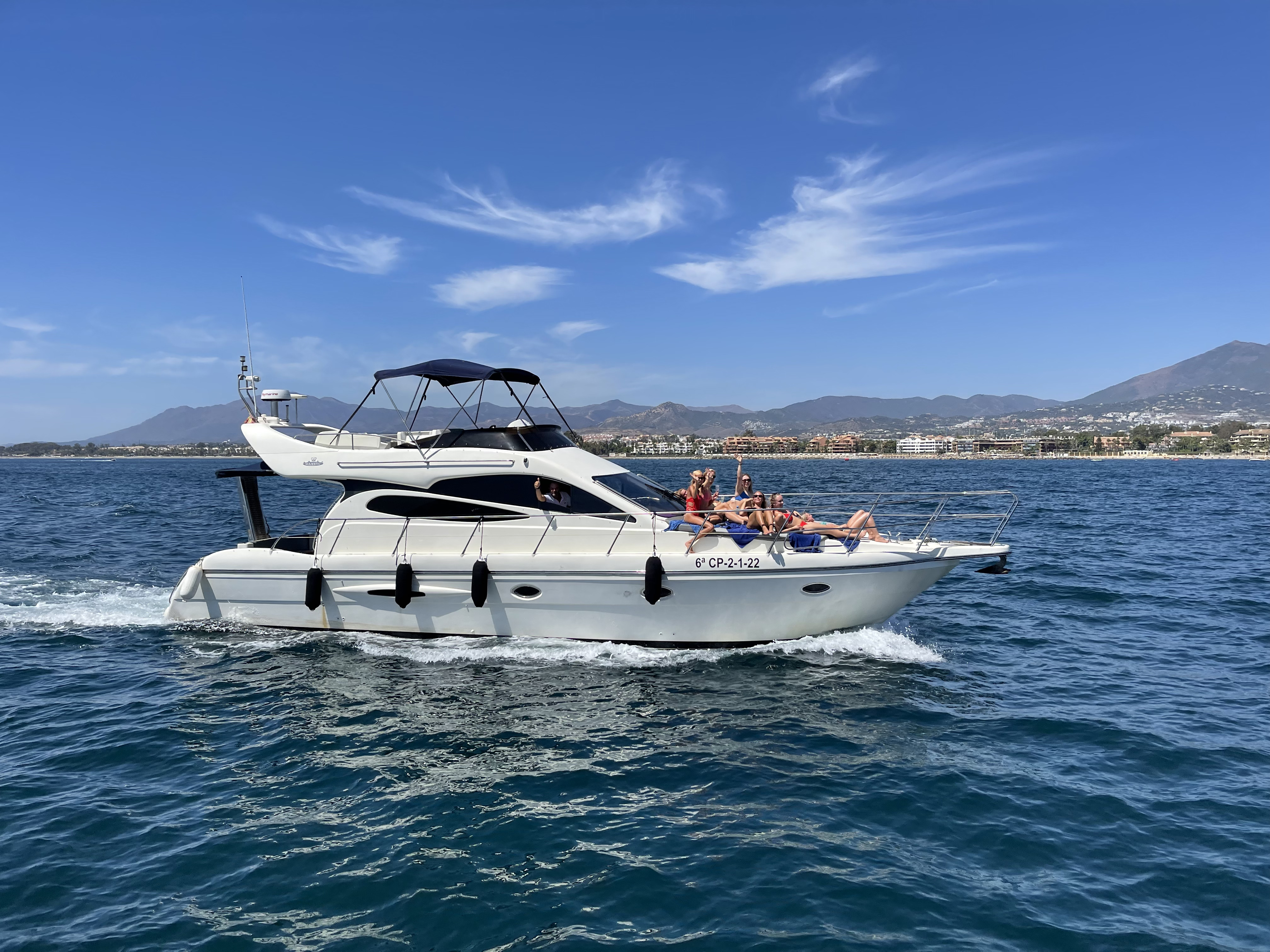 Rent a yacht in Marbella