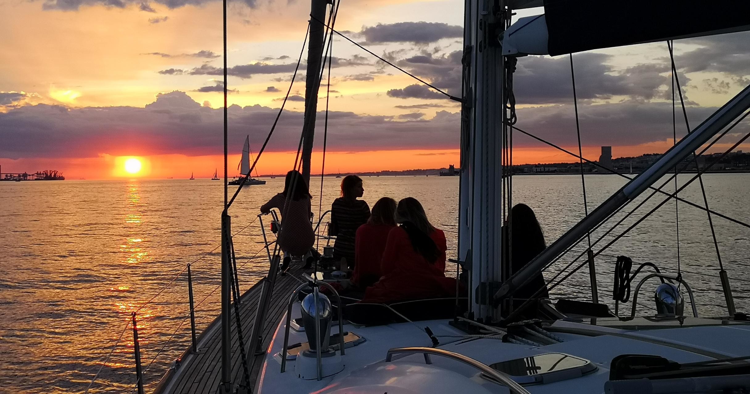 Private Sailing during Sunset in Lisbon