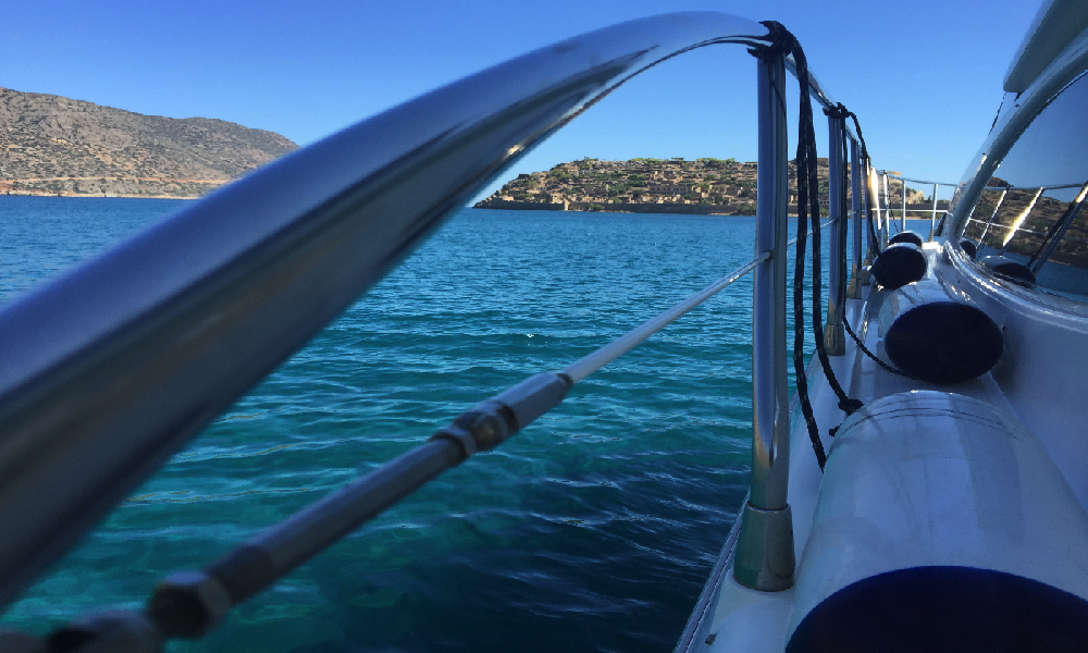 Private Luxury Yacht in Crete