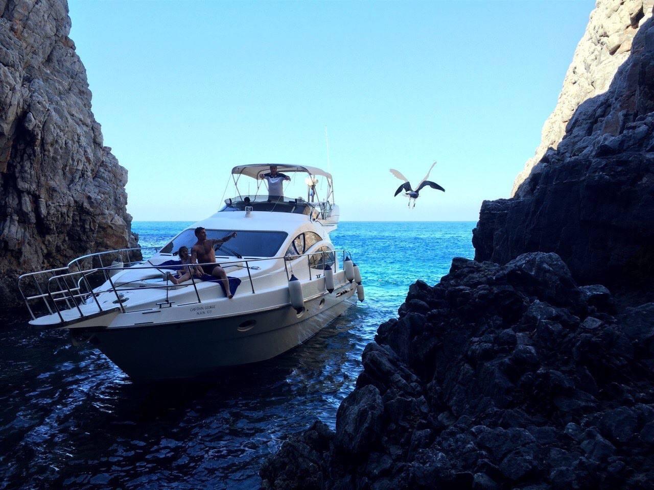 Private Yacht Cruise in Crete