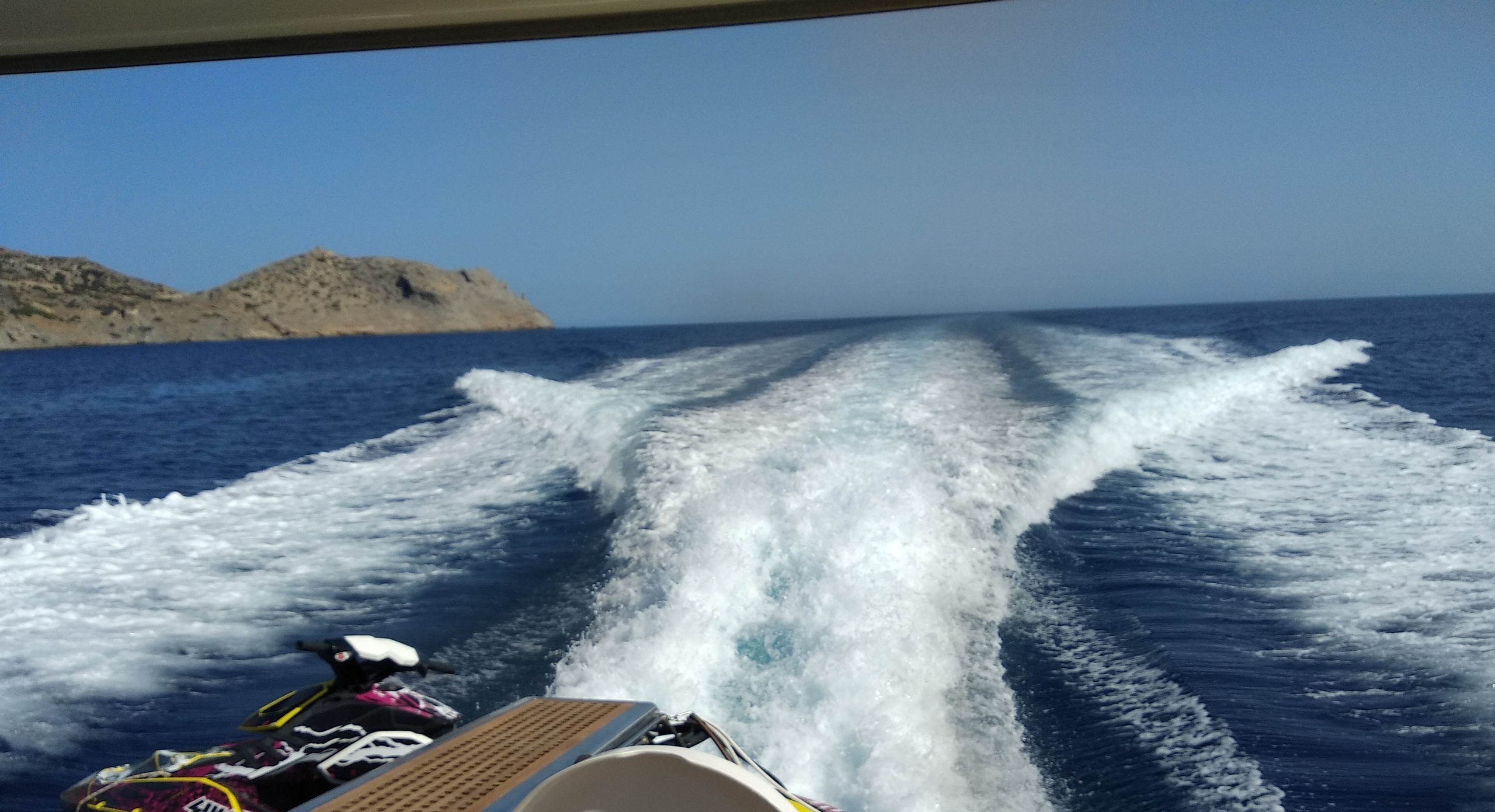 Motoryacht and Day Tour in Crete
