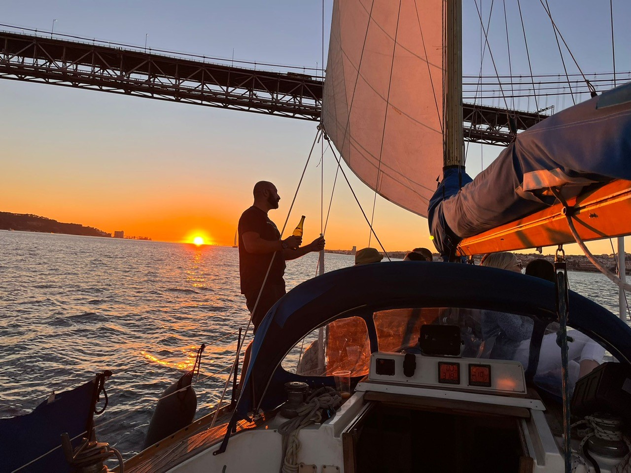 Sailboat Sunset Tour in Lisbon
