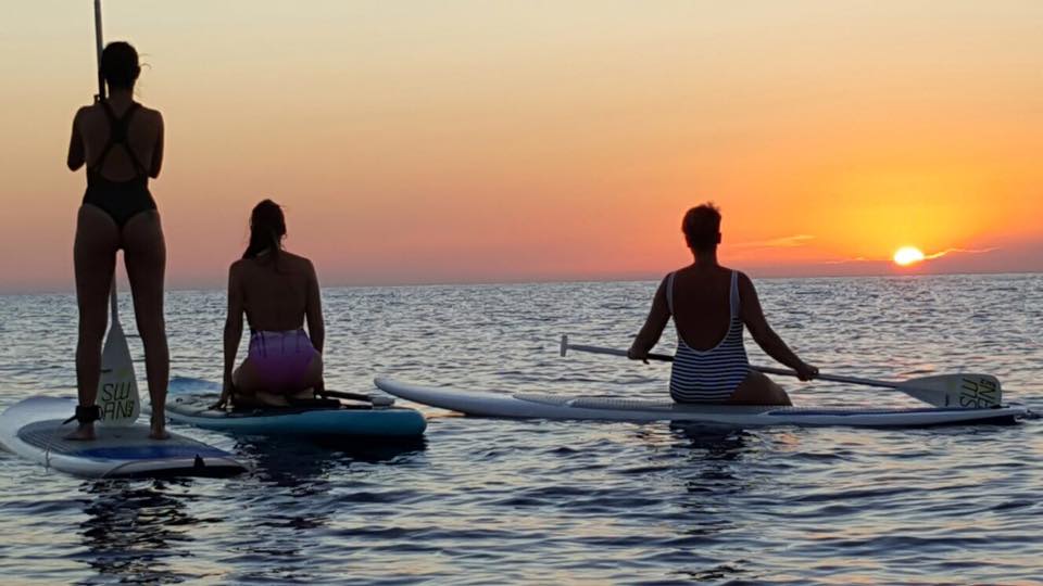Sunset stand-up paddle in Ibiza