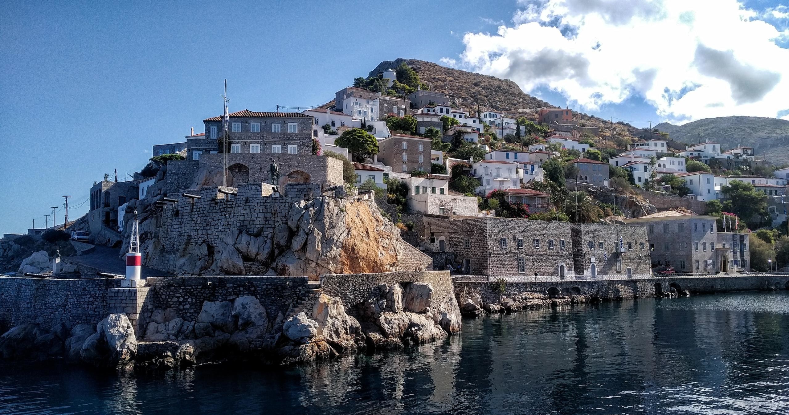Private Boat Trip to Hydra from Athens