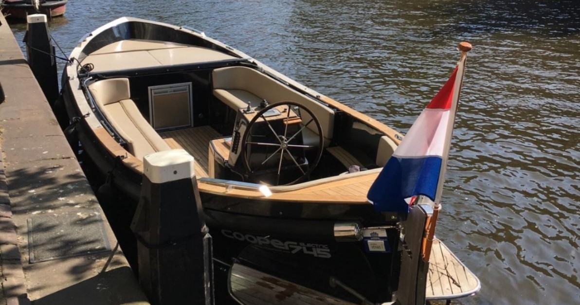 Open Sundeck Boat Tour in Amsterdam
