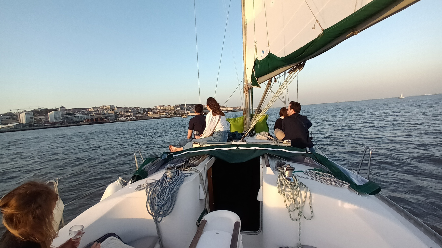 Sailing Tour to Discover Lisbon