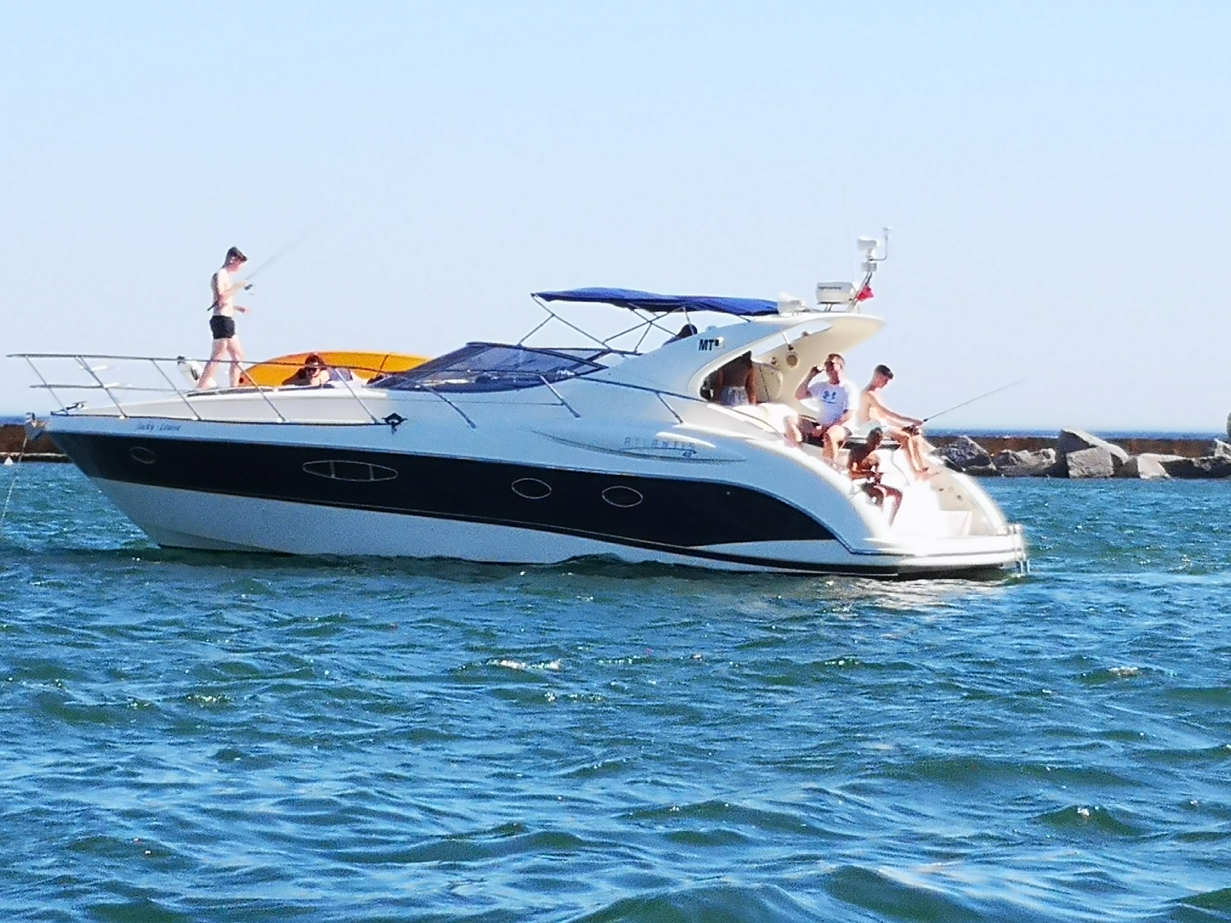 Full day yacht charter in Portimão Cover