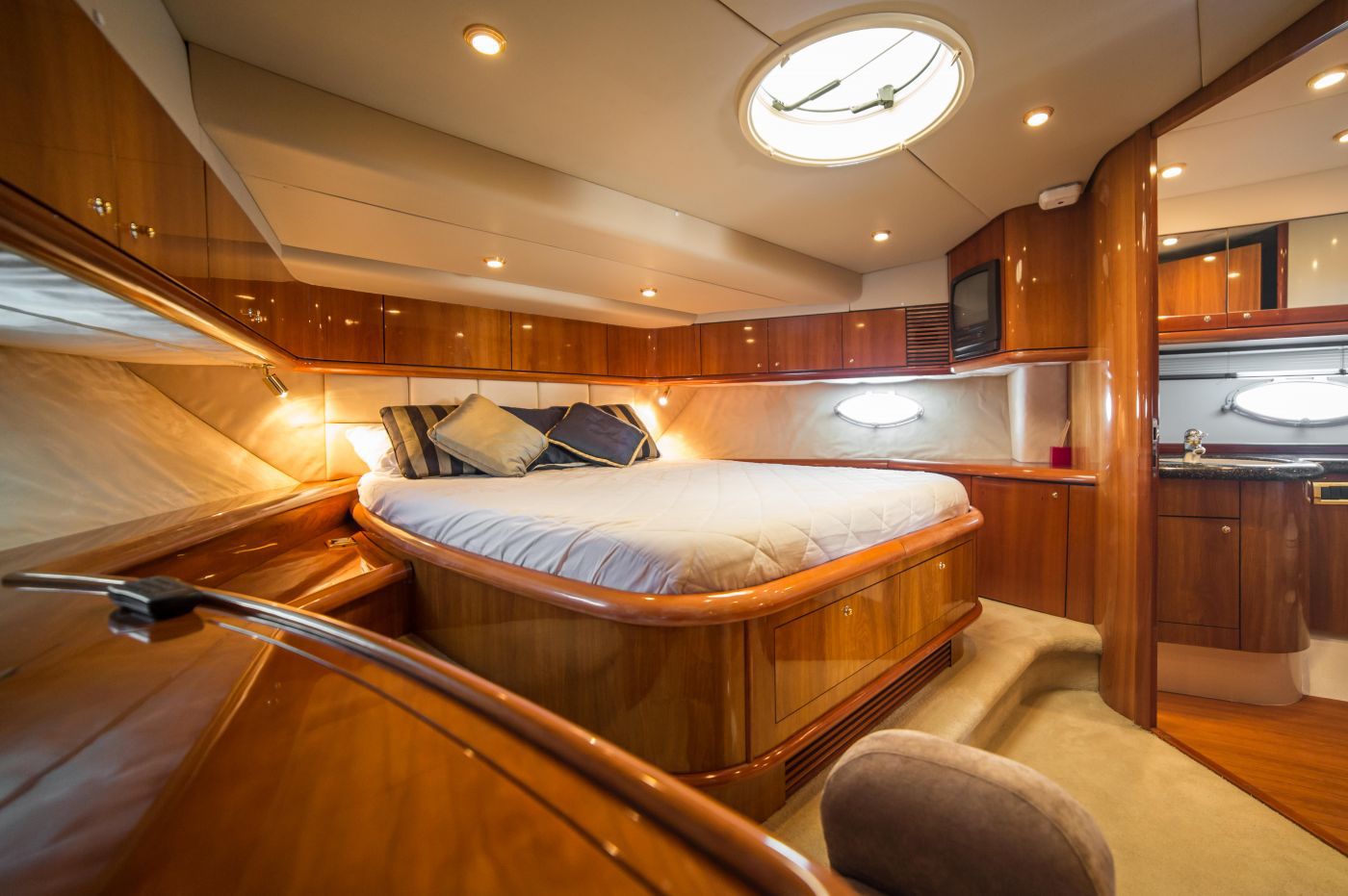 Luxury Boat Charter from Marina de Lagos