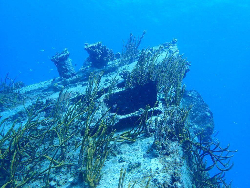 ship wreck diving st thomas