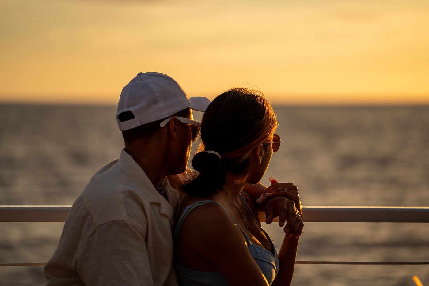 sunset catamaran hawaii