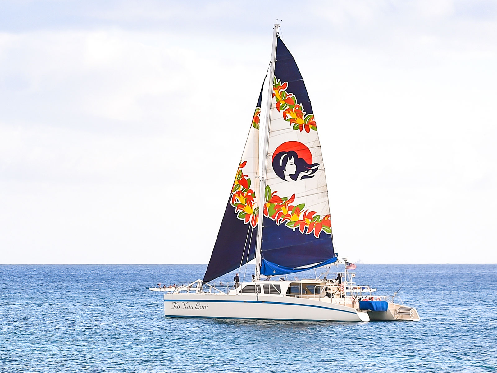 sailing catamaran tour in hawaii